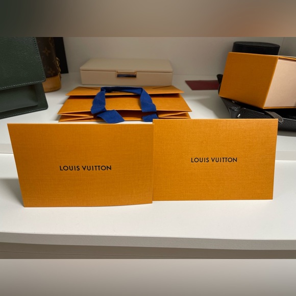 AUTHENTIC Louis Vuitton small packaging - Picture 3 of 7
